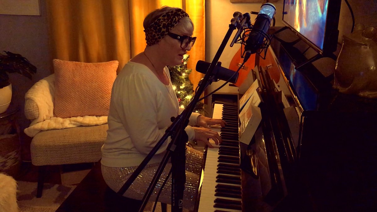 Christmas Daddies (@daddiestelethon) on Twitter photo We're live in 20 mins! And you don't want to miss our first performance. Winner of the Music Nova Scotia Producer of the Year for two years in a row -- our first performer is <a href="/ErinCostelo/">Erin Costelo</a>! We hope you enjoy it and thanks for tuning in! We're live in 20 mins! And you don't want to miss our first performance. Winner of the Music Nova Scotia Producer of the Year for two years in a row -- our first performer is <a href="/ErinCostelo/">Erin Costelo</a>! We hope you enjoy it and thanks for tuning in!