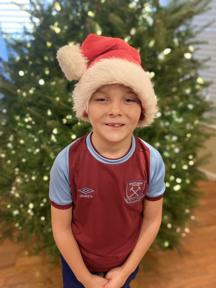 DC_Irons's tweet photo. Watched at home with the little man today. 3-2 win over Chelsea. Christmas come early. @PLinUSA @WestHam @NBCSportsSoccer #MyPLMorning https://t.co/Vrqbxd8W2A