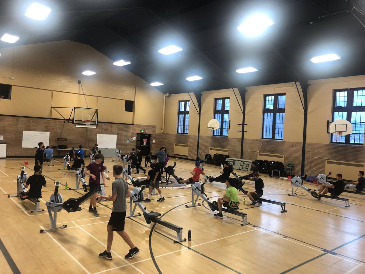 RidleyRowing's tweet photo. Ding ding ding 🔔 Super Saturday Round 3 has started! #RowBlacksRow https://t.co/SZJ8adKVba