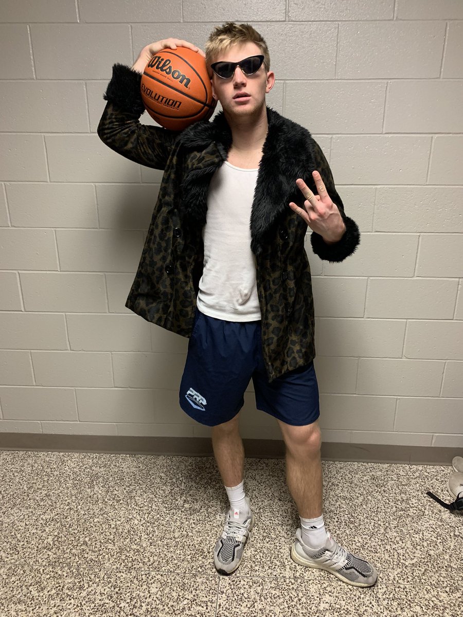 Player: Jake (JG) Gothrup
Height: 6’8
Weight: 220
Fun Fact: will break any bone (his or opponents)
Style: stretch big