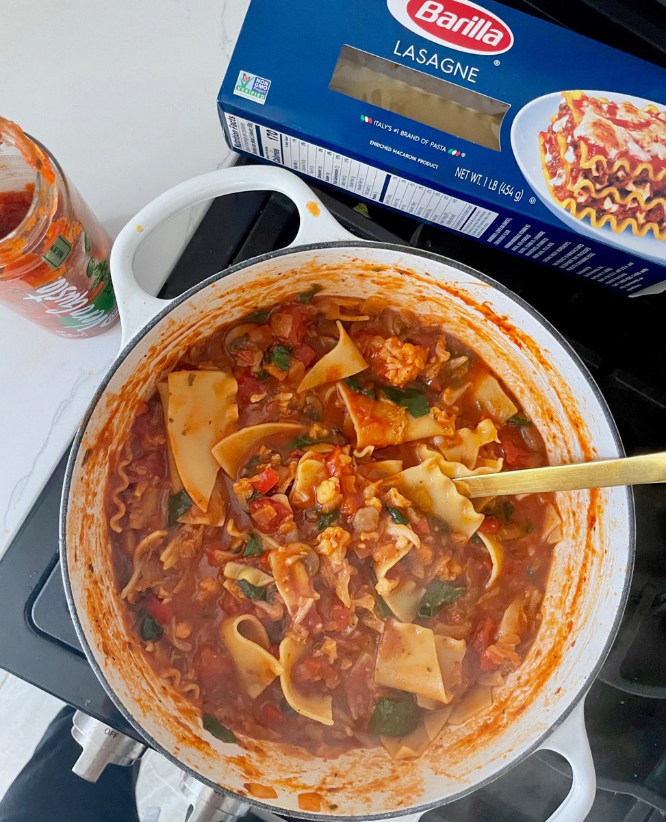 Can’t stop with this cozy Veggie Lasagna Soup recipe starring <a href="/BarillaUS/">Barilla US</a>’ always al dente lasagne. Recipe here! instagram.com/p/CXCgBIYoZxj/