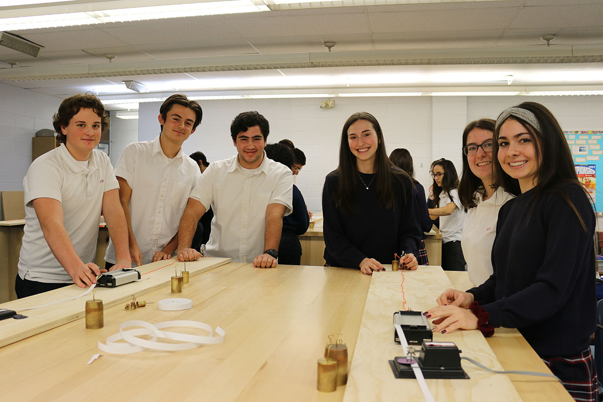 Hey Grade 8 students. Have you been thinking about Grade 9? Have you started to plan for your future? Check out our Getting Ready for Grade 9 web page, which includes a wealth of great information about pathways, programs and academic planning.  wecdsb.on.ca/students/getti…