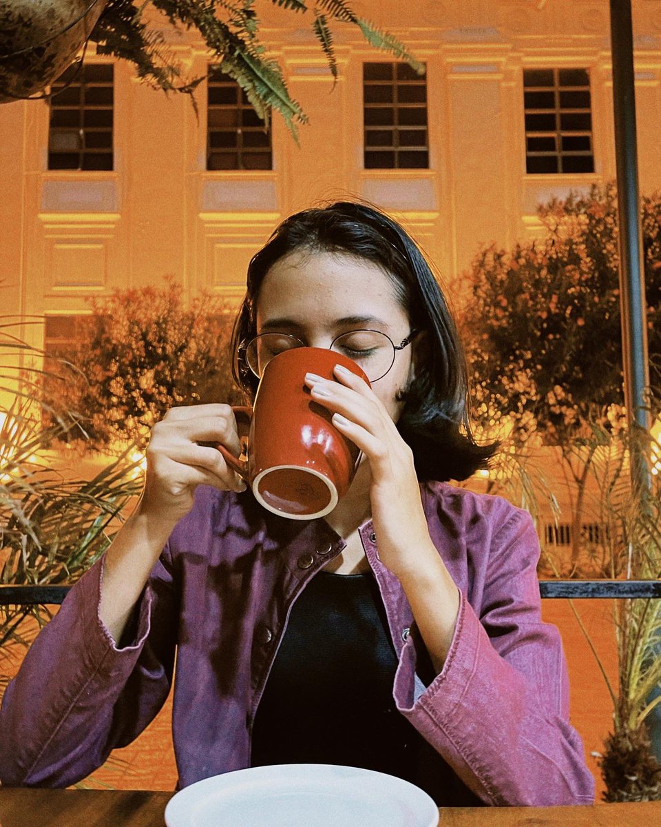 y_el_sol's tweet photo. Por esos lados amamos el café. https://t.co/qVlkS0CXVz