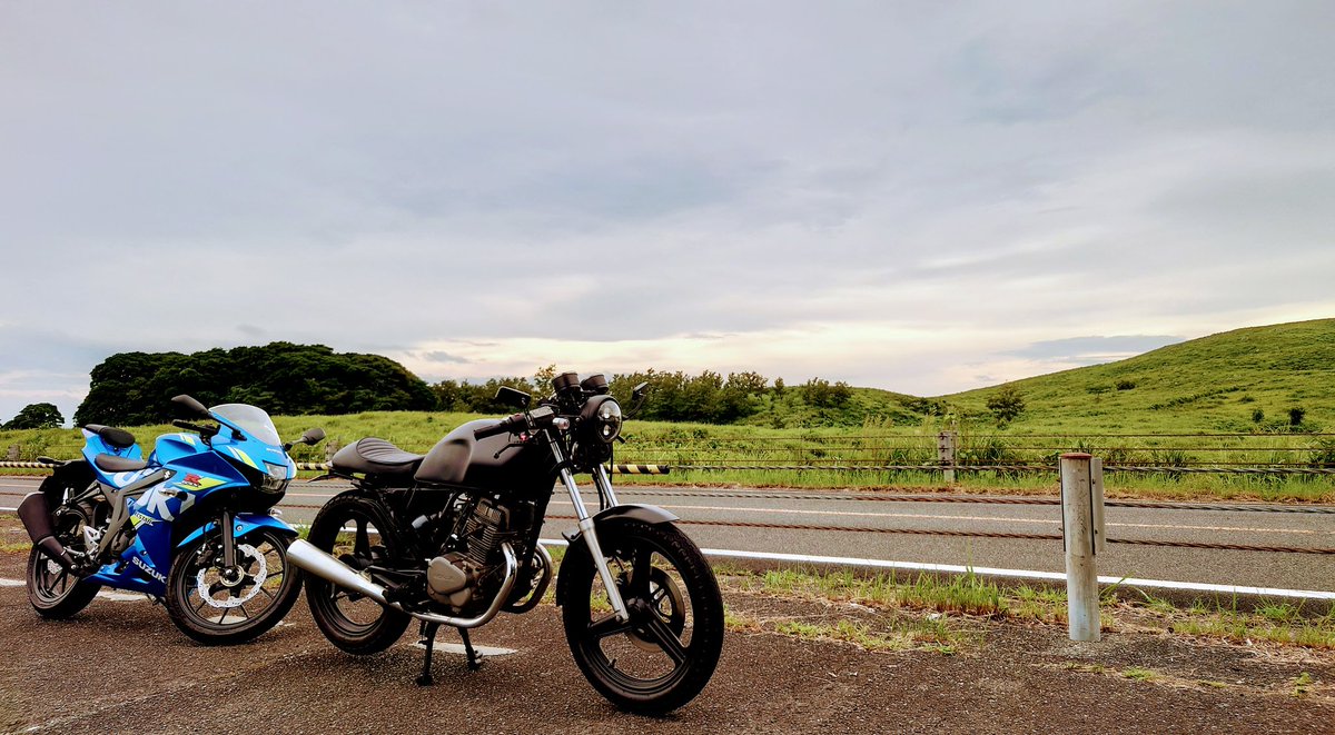 StudioMeazza's tweet photo. 転職したら今まで地獄にいたんだなって思いました。 https://t.co/VB1SIC1LDD