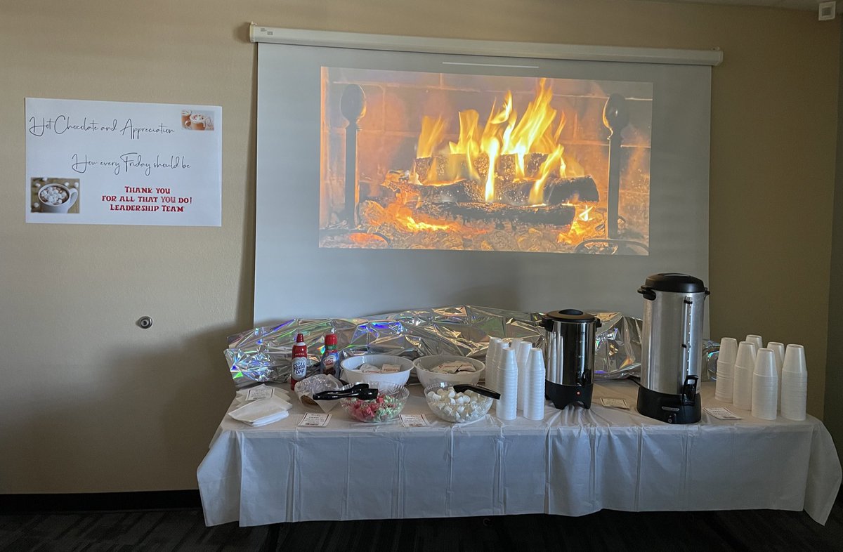 PLEgators's tweet image. Showing appreciation to our staff on the "First Friday" of the month!!!!! ☕️🍫 @collierschools #hotchocolatebar