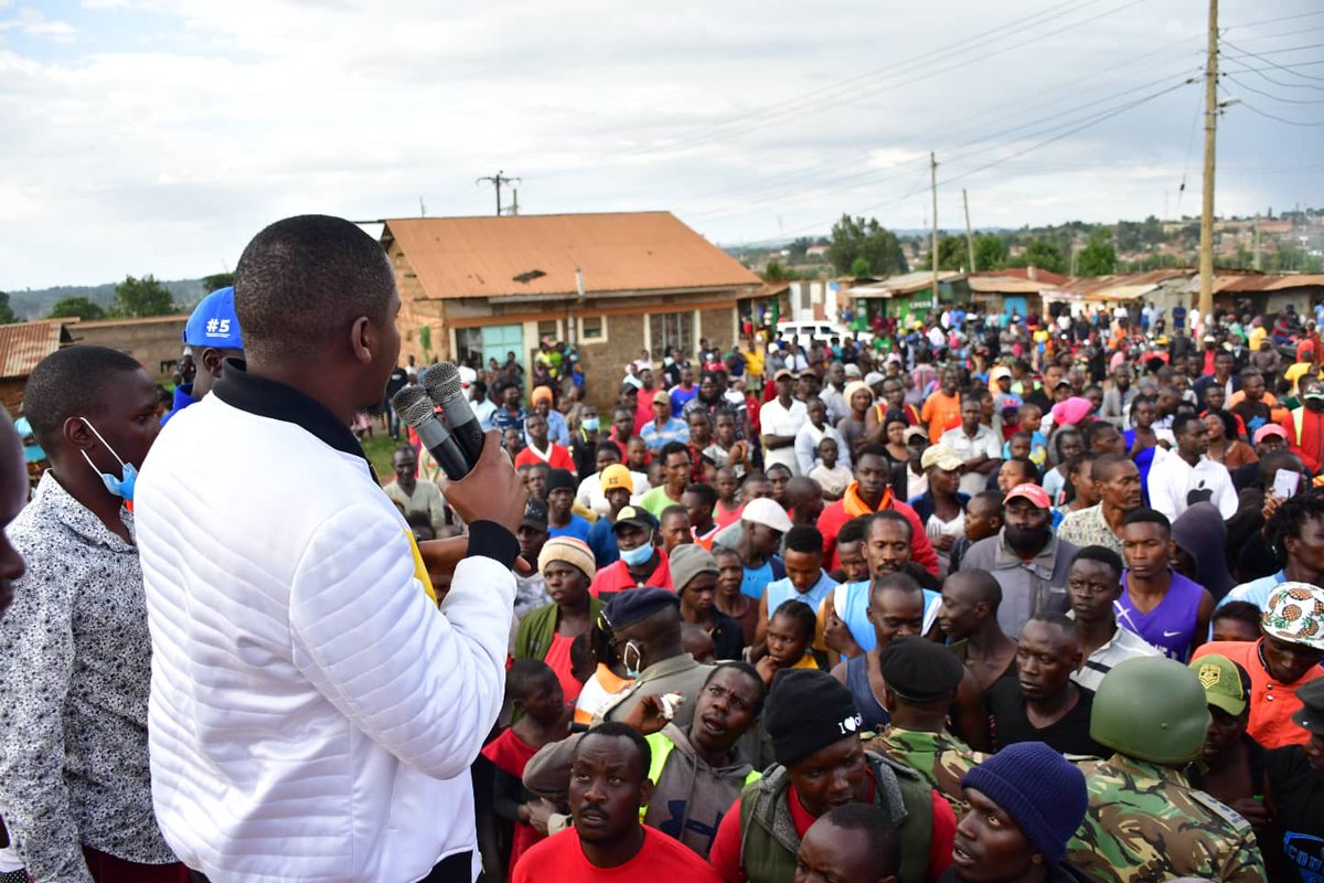 HonAllanChesang's tweet photo. Empowering the youth because I believe in their potential. Coming together to break new ground! Onwards and upwards! At Mitume centre in Saboti Constituency
#Readyfortherevolution! #SenatorTransNzoia2022 https://t.co/6WyHrwkEXP