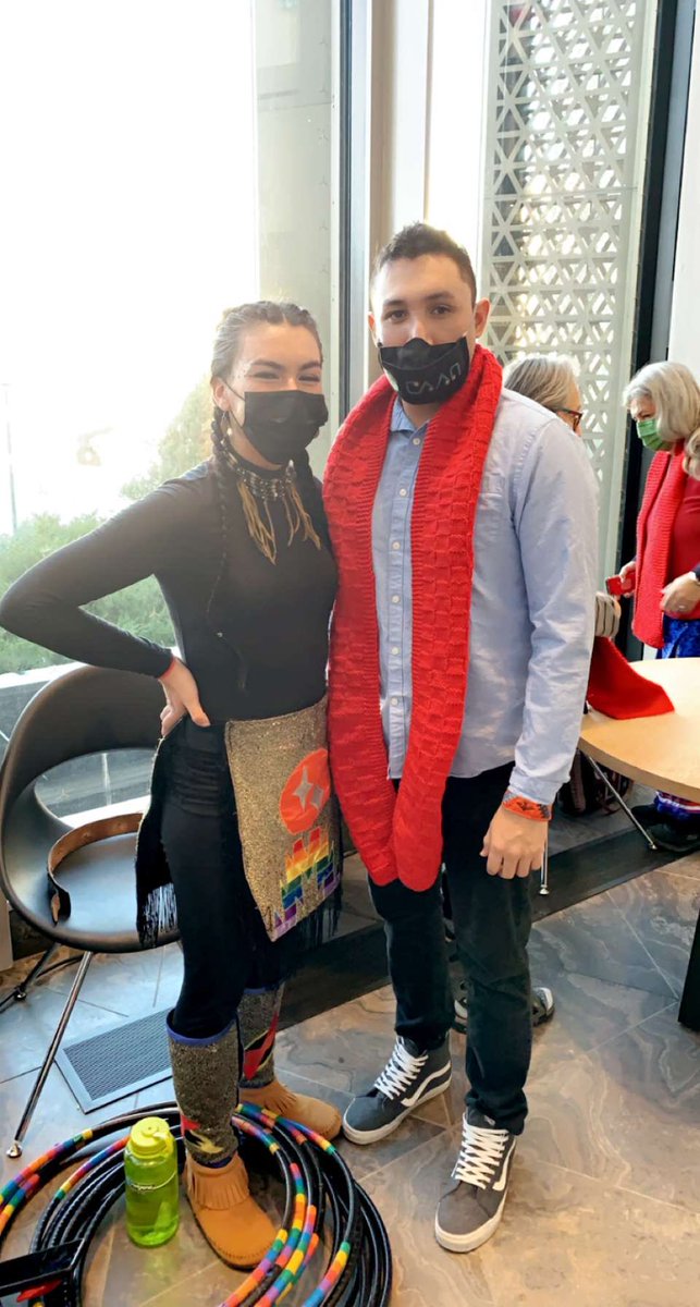 CKaiswatum's tweet photo. Parliament Hill, Ottawa. #WorldAIDSDay #IAAW #Workcollegues #IndigenousHealthResearch https://t.co/mHO5507kAy