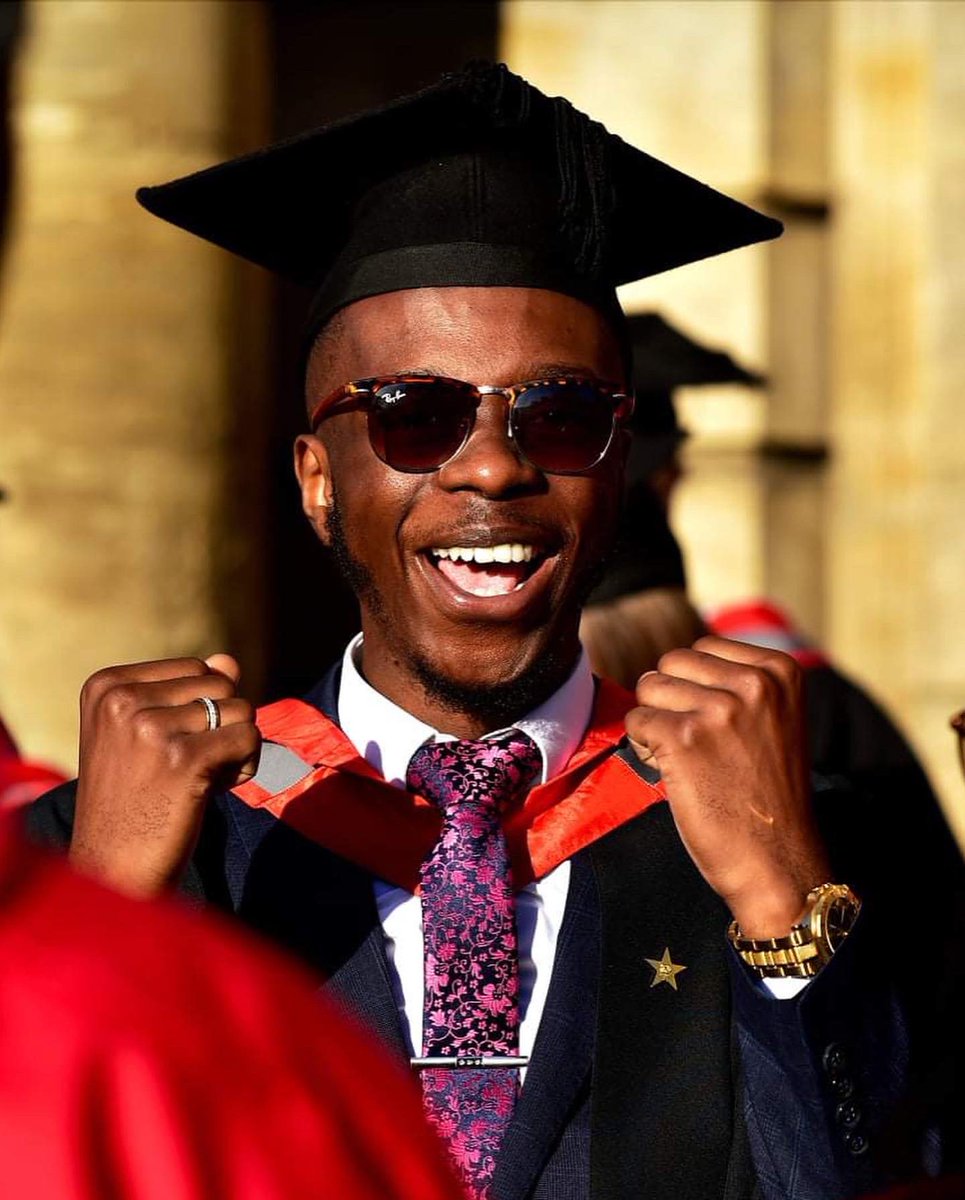 OfficialSKAve's tweet photo. Soooo.. this happened last week 👨🏾‍🎓🥳
It’s OFFICIAL! BSc Cyber Security 🤩🙏🏾

I'm posting late because I've been crazy busy since graduating. 
All glory to God, the day after I graduated I started my new full time job in Cyber Security 🎉🙏🏾 https://t.co/HnYXZeN1iX