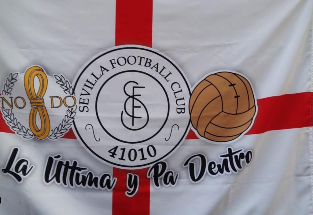 Jesuscampossfc's tweet photo. Me han quitado la bandera que pongo todos los domingos en Fondo grada baja, justo en el medio del campo. Cuando he ido a por ella al final del partido, después de la bulla que se forma en la escalera al salir del estadio, no estaba. RT porfavor. https://t.co/sYEMiSN0Xa