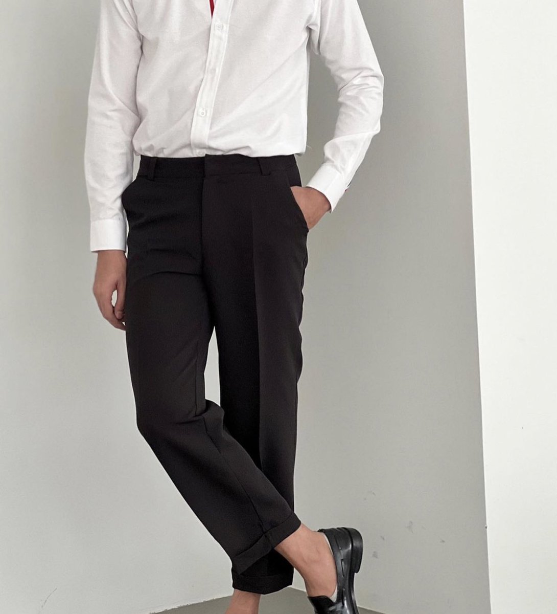 กุมาแนะนำร้านกางเกงปังๆ เผื่อใครหาแนวนี้ใส่ ทรงกางเกงสวยมากกก ราคาไม่แพง เป็น unisex pants ใส่ได้ทั้งช/ญ สายคุมโทน , แต่งตัวเนี้ยบๆแต่ดูมีสไตล์ โคตรเหมาะ