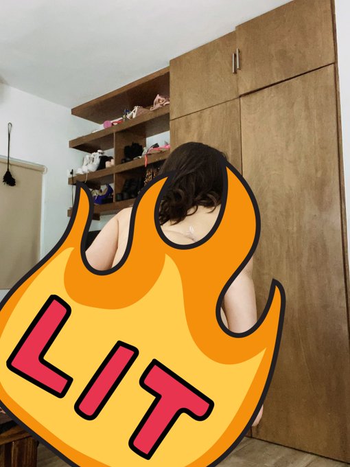 Acabo de dejarles una nueva fotito 🥵🔥 y dej&eacute; otros 50 lugares con %15 de descuento en mi OF 🔞  🙊 https://t