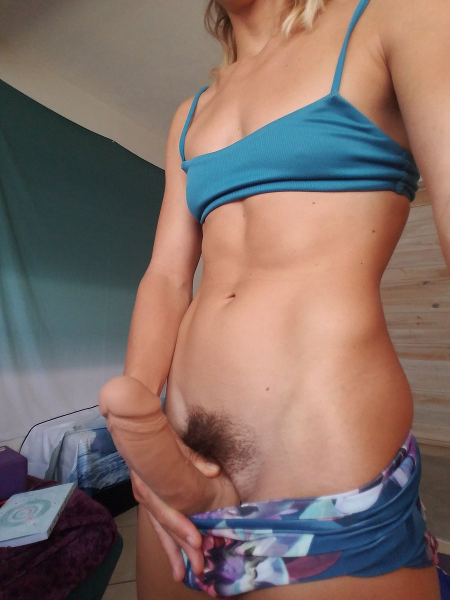 Its Submission Saturday!

Get on your knees and beg to please me 😋💕💸

$5 to join my page and start your life changing conversation with a yogi dominatrix