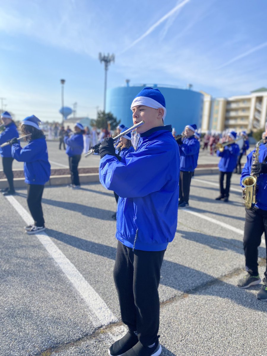 DecaturMiddle_Berlin tweet media