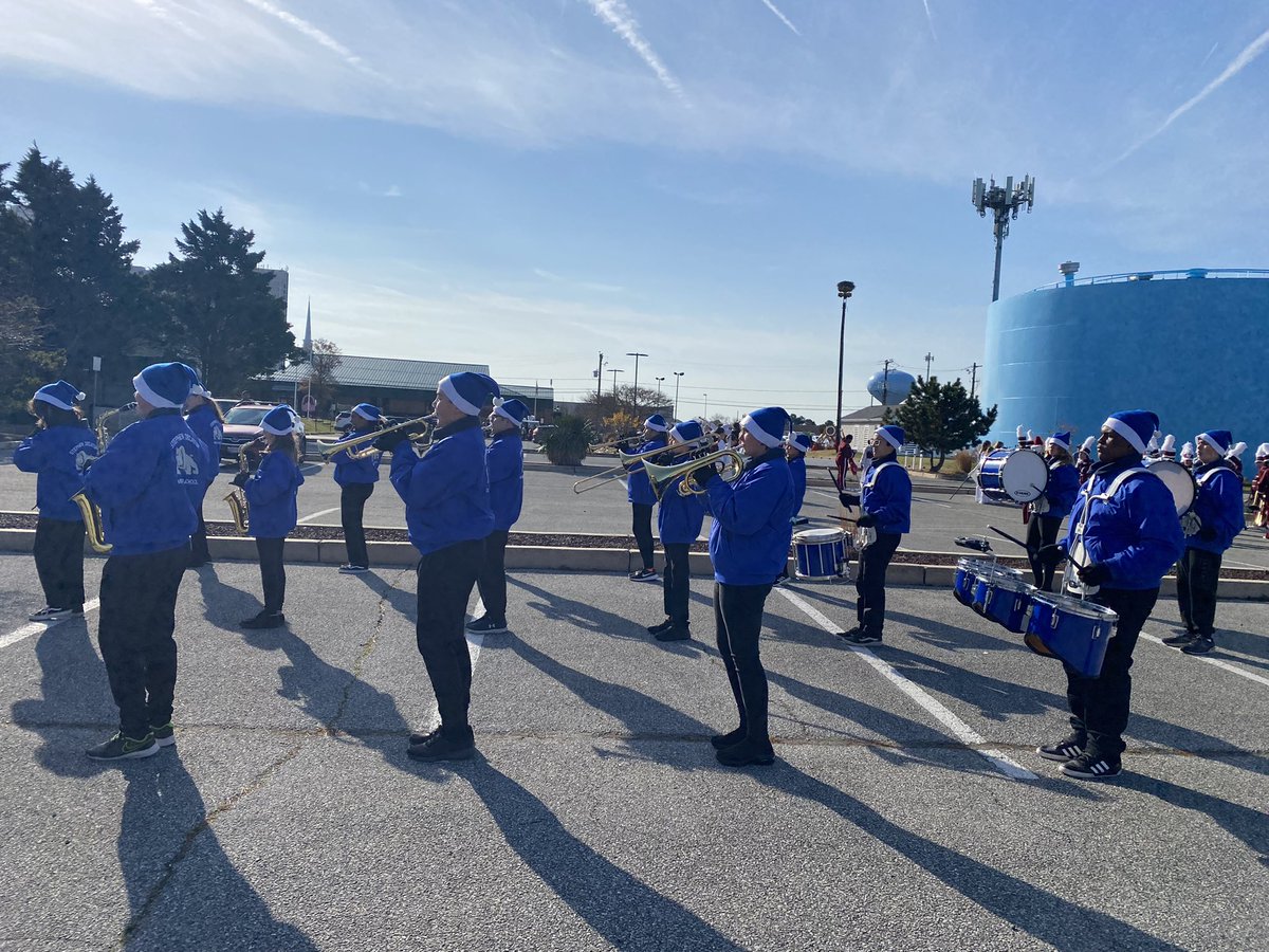 DecaturMiddle_Berlin tweet media