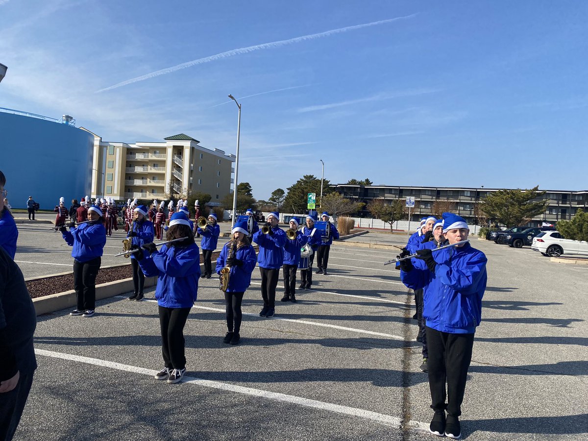 DecaturMiddle_Berlin tweet media