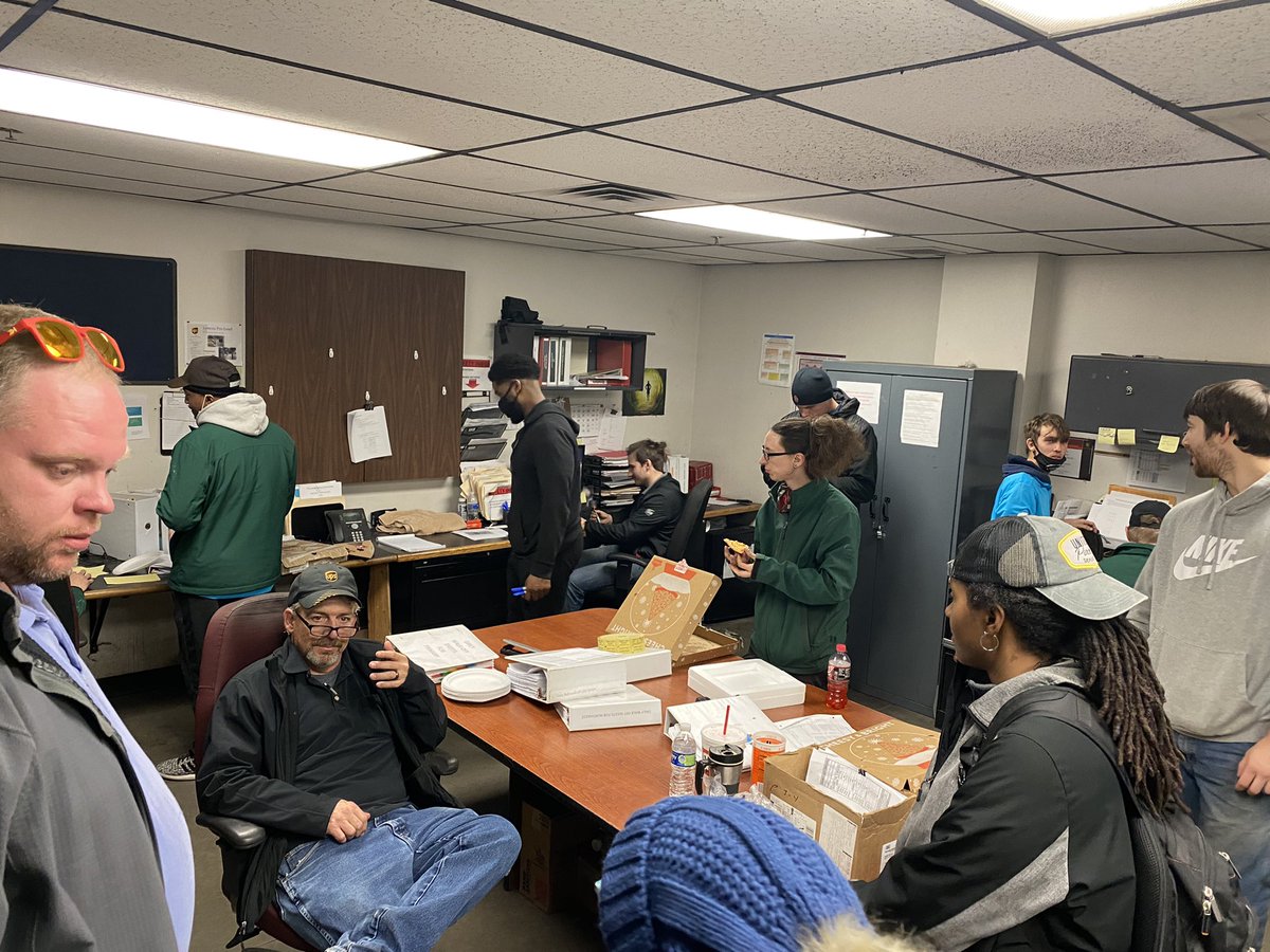 Great week for Lenexa Preload.. Thanks to my co-Part-time Sups. Pizza for everyone! <a href="/nedlo75/">Nathan Owens </a> <a href="/bwilliamskahf/">Brad Williams</a> <a href="/darcyscottUPS/">Darcy Scott</a> <a href="/HamiltonTerrel1/">Hamilton Terrell Jr.</a> <a href="/JamesWi33161724/">James Williams</a> <a href="/ta_stover/">Terry Stover</a> <a href="/DebMassingill/">Deborah Massingill</a>