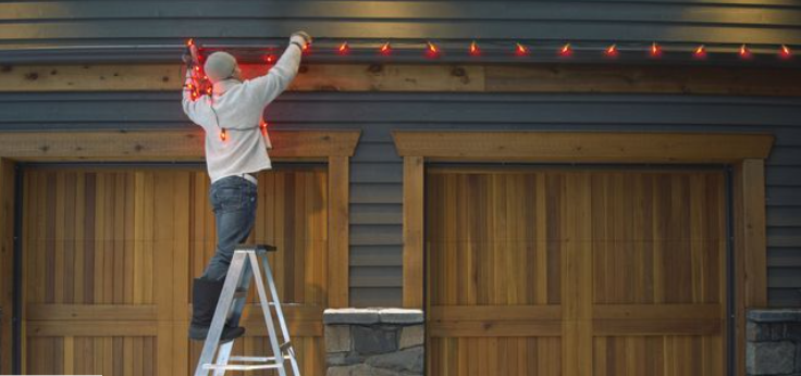ASESmembers's tweet photo. It’s that time of year when many people start decorating for the holidays.  If you are getting on a ladder, remember to always have someone there to help hold the ladder.  Falls can be devastating and result in bad shoulder and elbow injuries.  Stay safe this year! https://t.co/Og7QFWWFEL