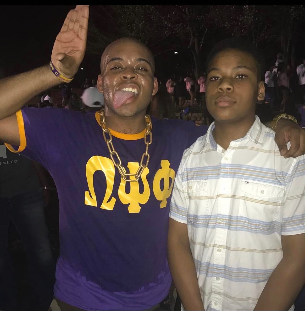 K_Pickens1's tweet photo. TD^2 made HEAD HUNCHΩ in SPR17, and MZ made RΩQ BΩTTΩM in FA21. Not many can honestly feel how proud I am of this mane! Owt af! https://t.co/6KcWnl45za
