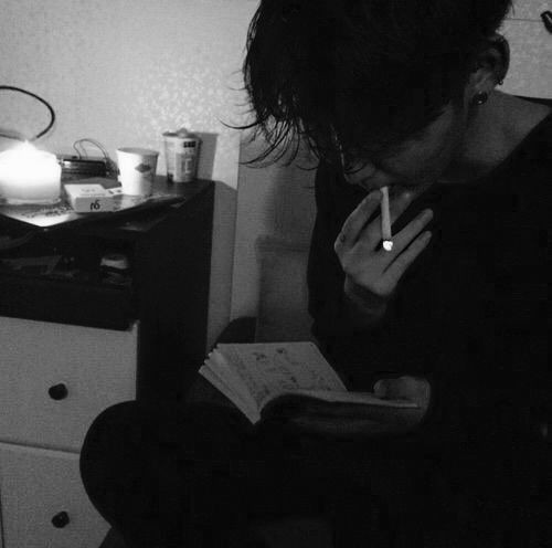 cigartets tweet picture