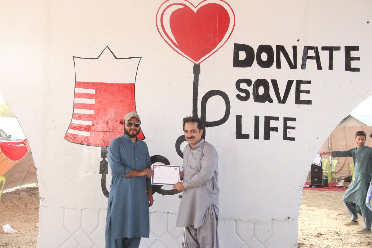 ZiaKhanqta's tweet photo. We are always try our best to contribute for Inclusive society and Volunteerism
#OwnQuetta is one of best activity of #QuettaOnlineVolunteers 😍 😍
#IVD2021 @UNVolunteers @javerias https://t.co/7s2PpcBVNA