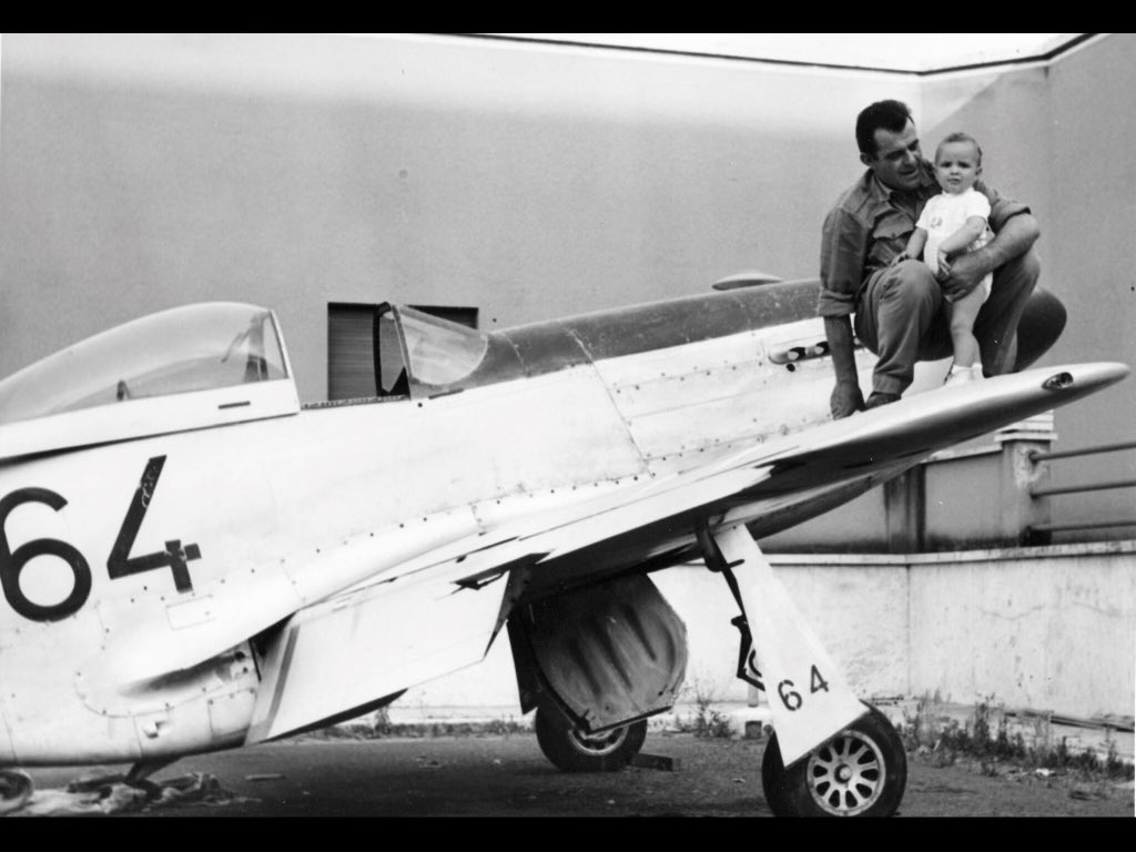 Agnes Crawford tweet media