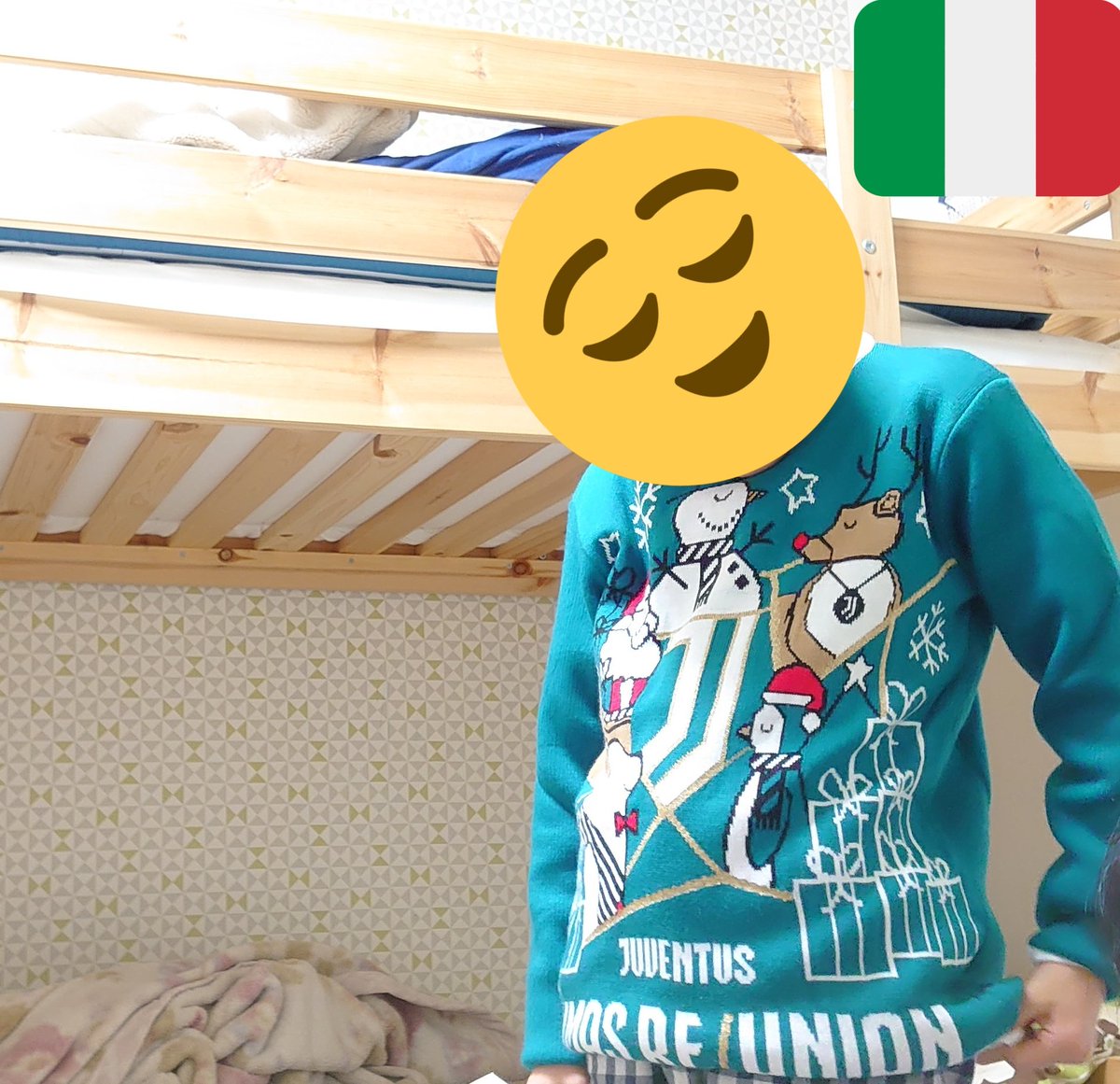 Piero_ball_run's tweet photo. こども用に買ったクリスマスセーター(2020)、普通にイイやん!
#STOREJUVENTUS
#BESTJUVEFAN https://t.co/xKk1KahjKs