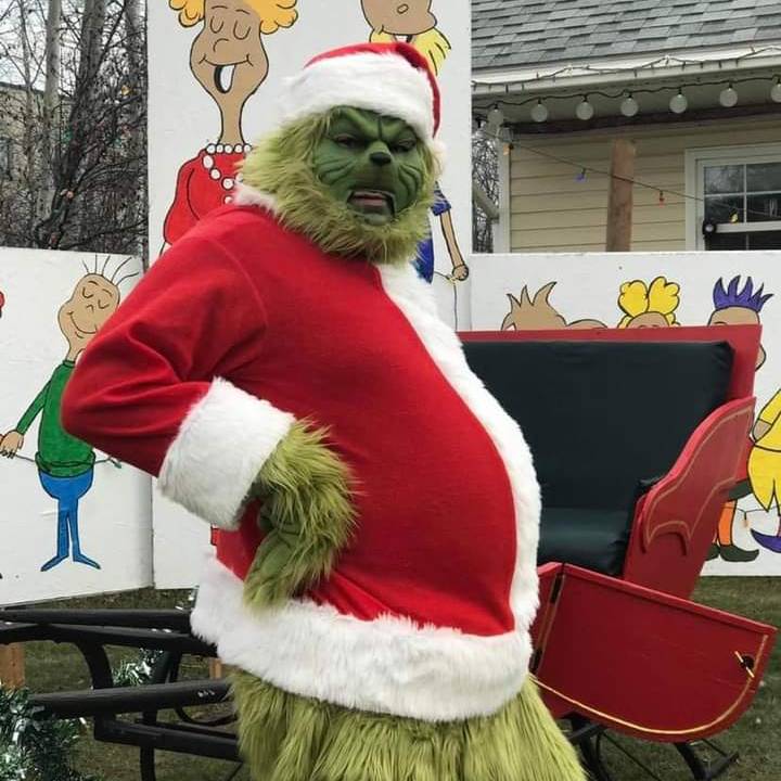 His heart may be 3 sizes too small, but he is willing to join us at #GeekFestivus2021 at 1pm today.