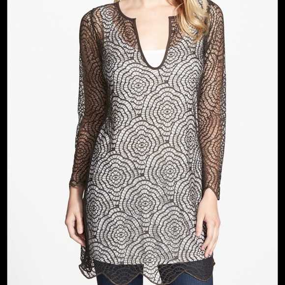 Samugirls's tweet photo. So good I had to share! Check out all the items I'm loving on @Poshmarkapp #poshmark #fashion #style #shopmycloset #wildfox #niczoe: https://t.co/E88u3o2Rsh https://t.co/G0wAShw0J9