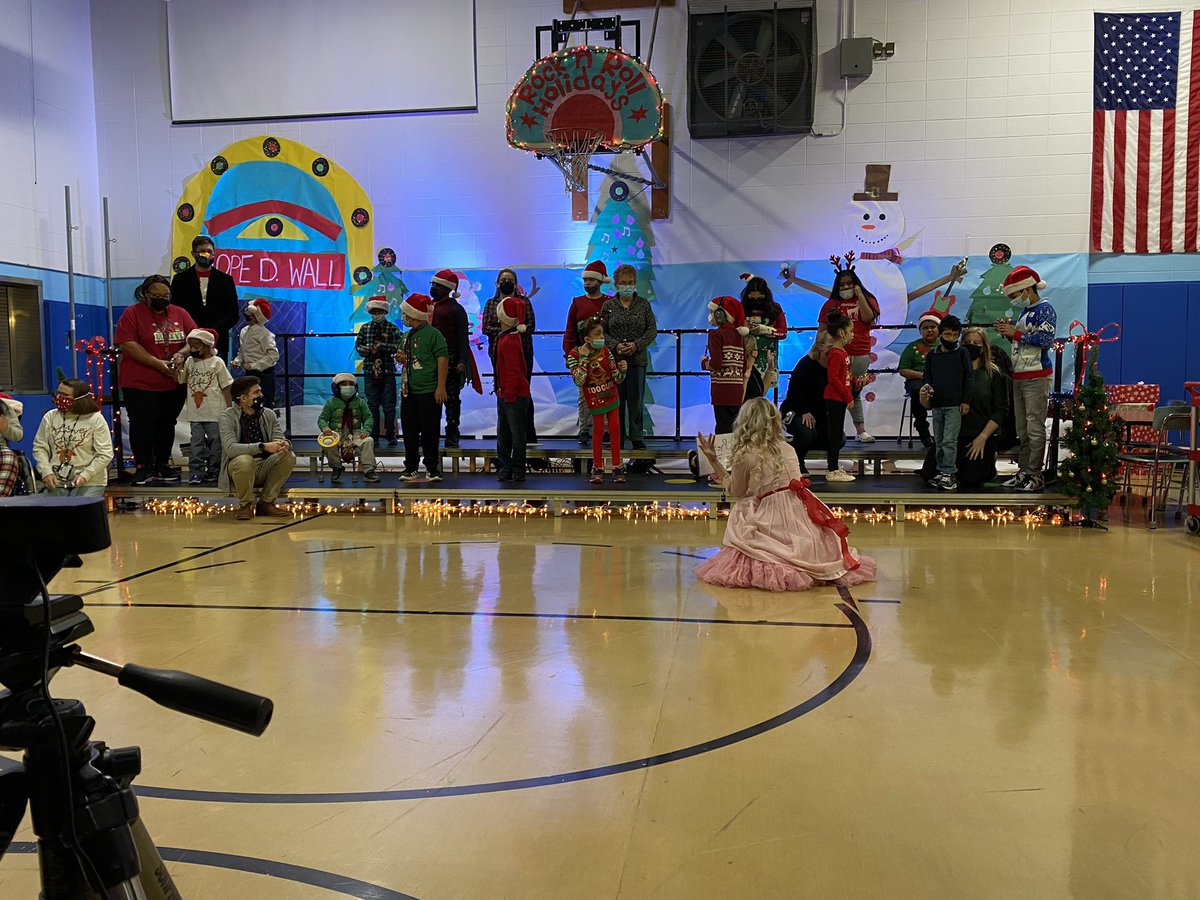 Stephanie Leo tweet media