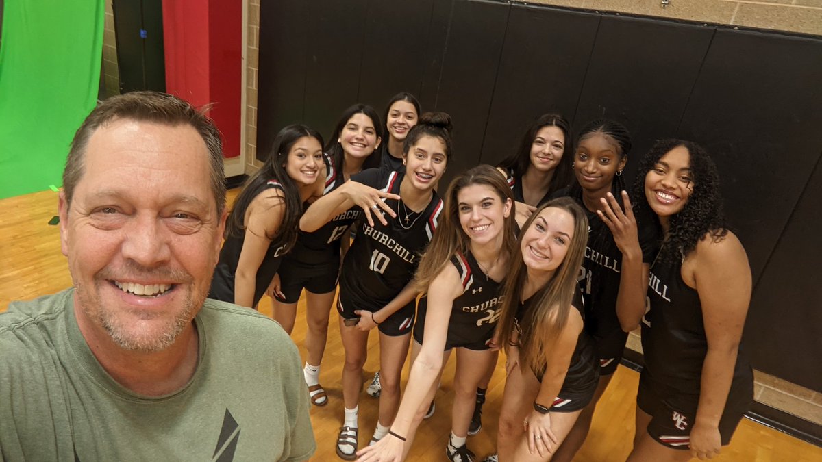Great shoot with <a href="/WCLadyHoops/">WC Girls Basketball</a> this morning. Good luck today!