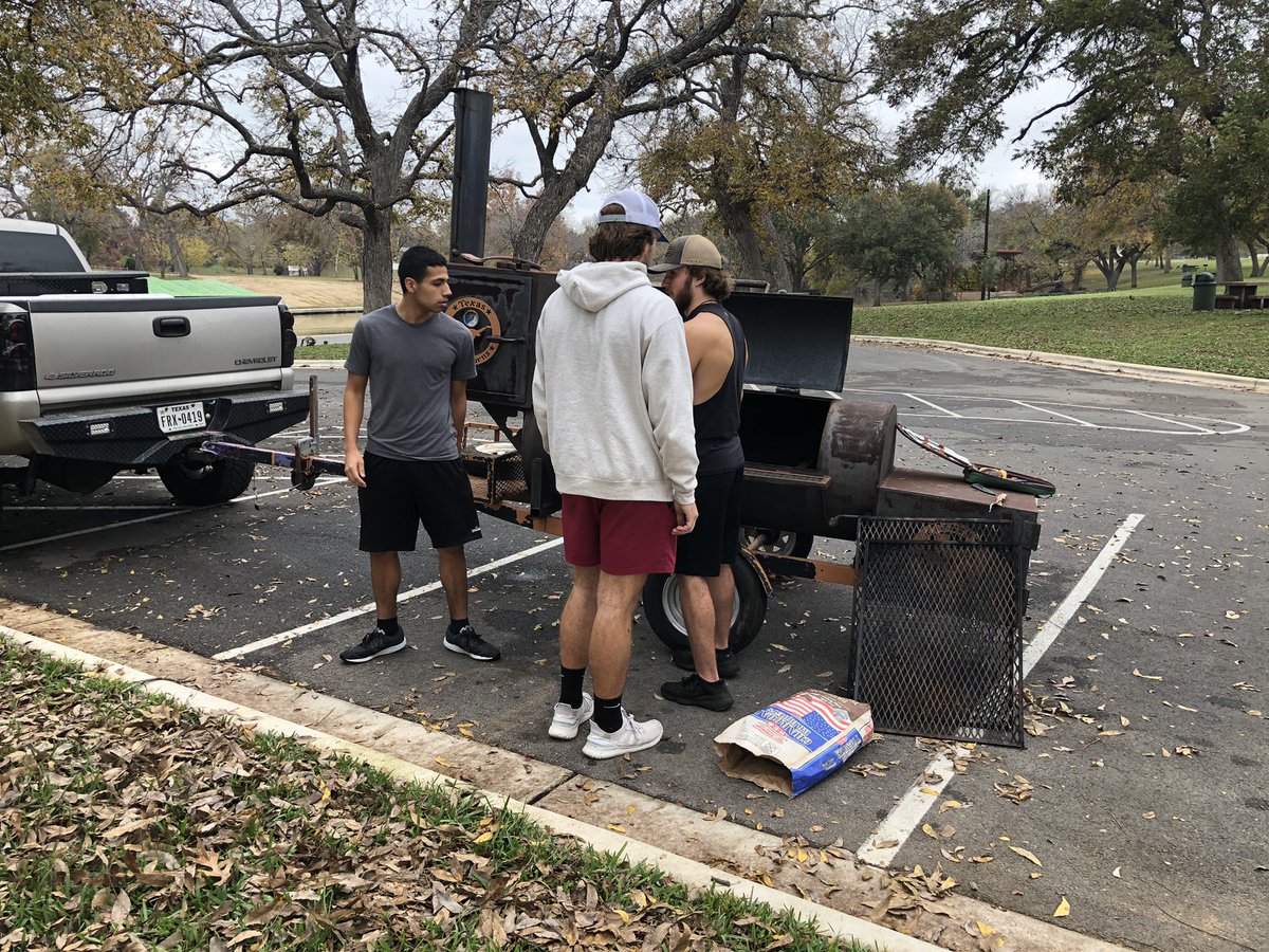Preparing to service…
Come see us today at pavilion 2 in Johnson Park! Grab a hamburger or hotdog and play a round of corn hope!  #MFISDCTE