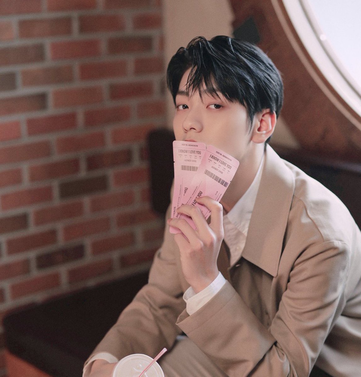 hourly soobin tweet media