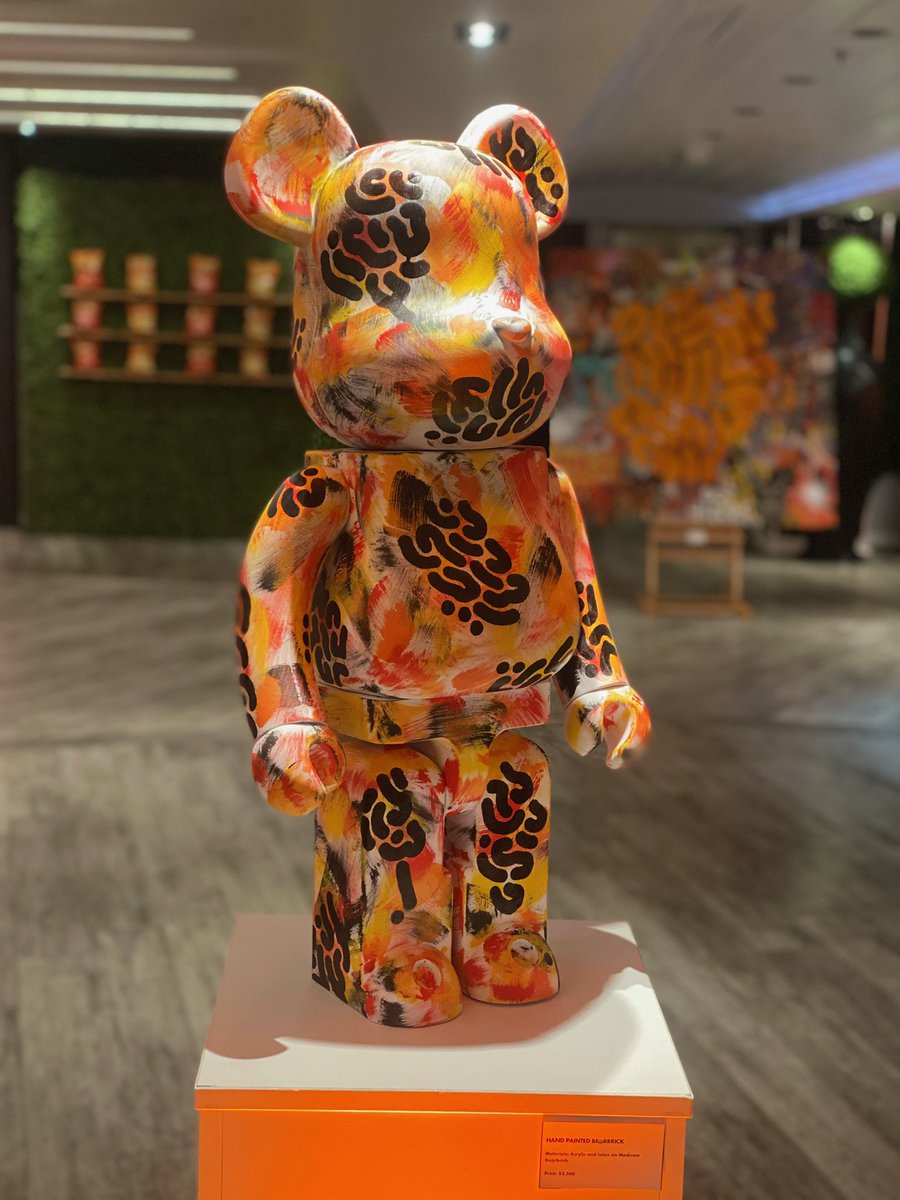 RockTheBells's tweet photo. The #ArtoftheCheetle 🎨 starring @leftyoutthere ⚡️ One of a kind ☝🏾 @ChesterCheetah Art pieces curated from Cheetos dust. Which is your favorite? #RTBBasel #ArtBasel https://t.co/cwFdv20M3C