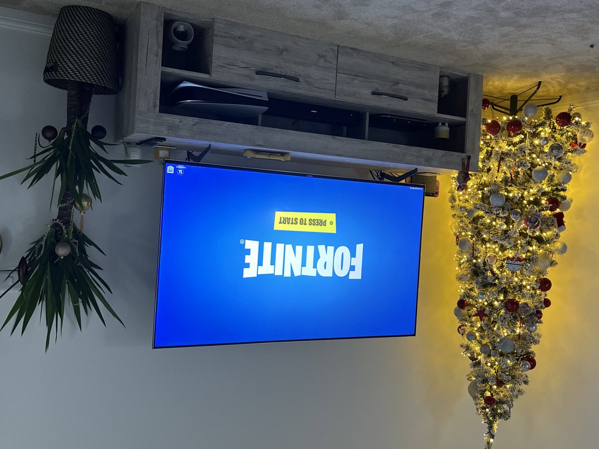 Nathan Wallis tweet media