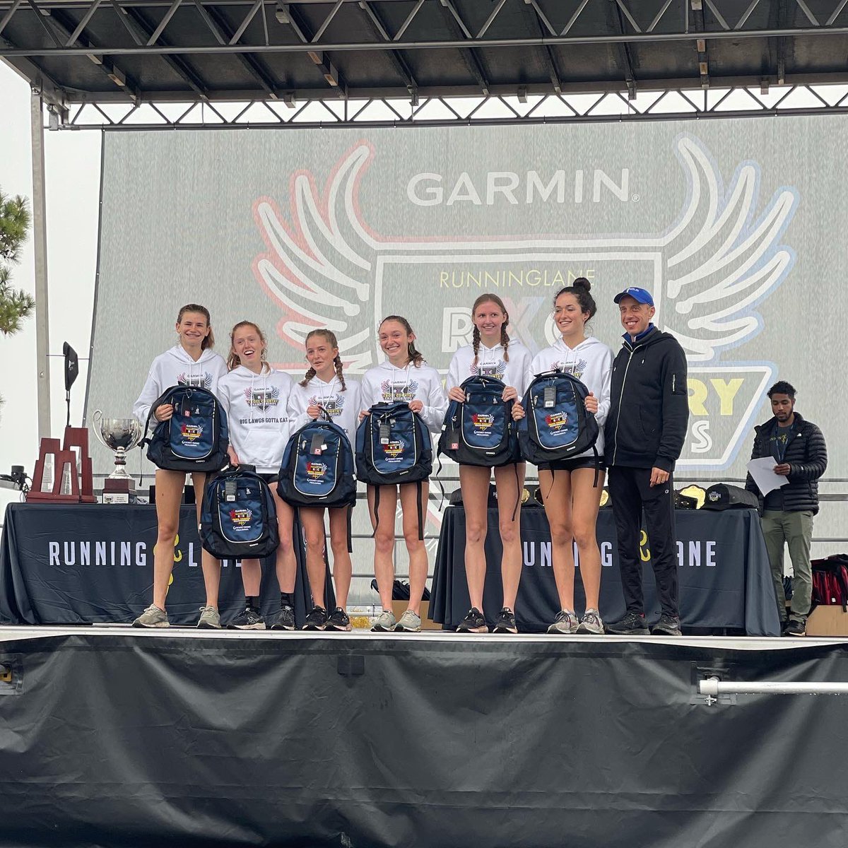 CCDSXCountry's tweet image. N.B. We won Silver Division at Garmin Running Lane National Championships, which makes us Silver Division Winners! That is what we came here to win and we are psyched. 

Kasey placed 8th overall + set new CCDS school record: 18:01. Abby set new freshman record: 18:35. Top 5 PR’d!