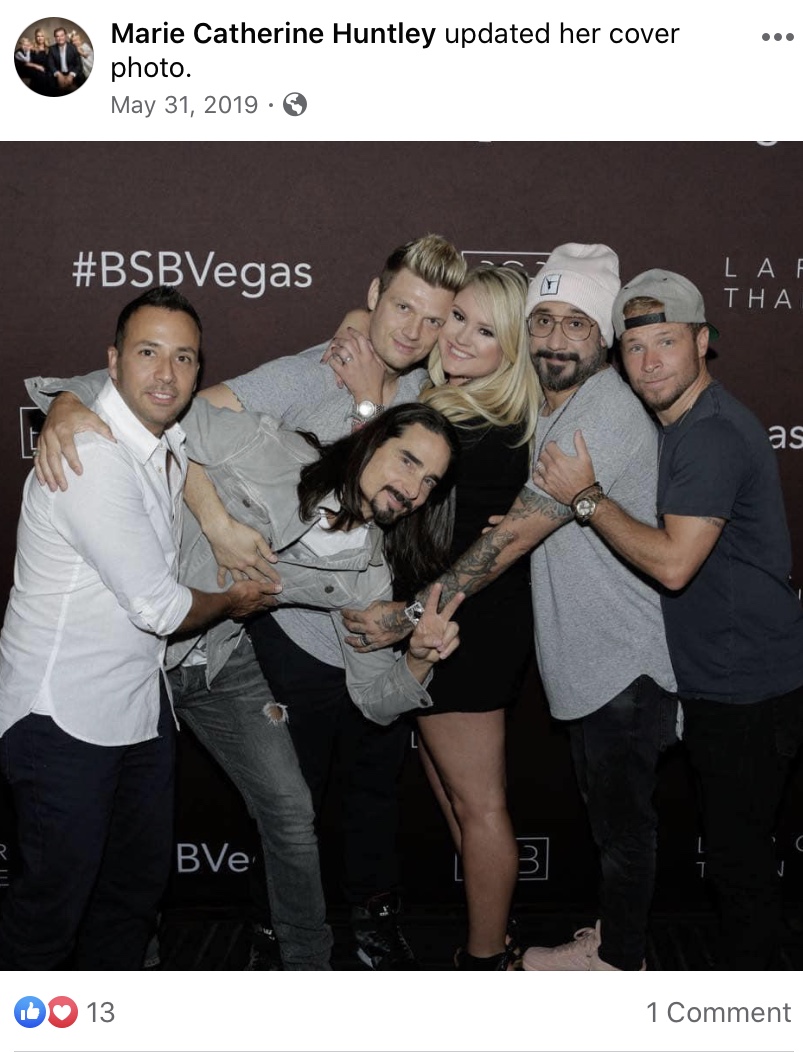jenskowski's tweet photo. @aaroncarter Check your BFF ... Not only did she help destroy your relationship w your baby momma but she has been lying 2u. She is obsessed with your brother to the point she photoshops him in her family photos .. Talk about nuts!! At least your girl hasnt been hanging on your brothers nuts https://t.co/UZIPiWfwTp