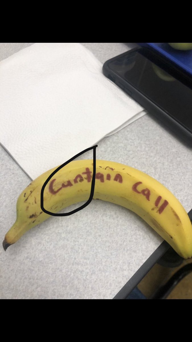 emdoc14's tweet photo. this banana is quite rude. #pamemefest21 #pamemefest2122 https://t.co/FNqDz5hRax