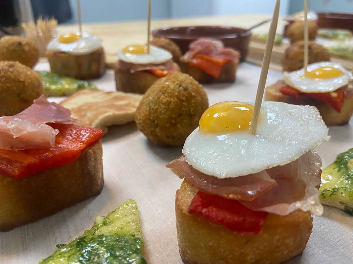 ForestsideCookerysch tweet media