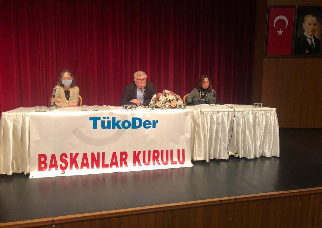 onurcingil's tweet image. Bugün TükoDer Başkanlar Kurulu Toplantımızı gerçekleştirdik.
Tarafımız her zaman tüketici...
Tüketiciyi bitiren sisteme karşı mücadele ediyoruz💪
@TukoderGM #tükoder #tüketici