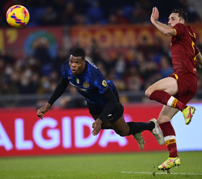 FFyFMfYWQAIXcGe?format=png&name=small