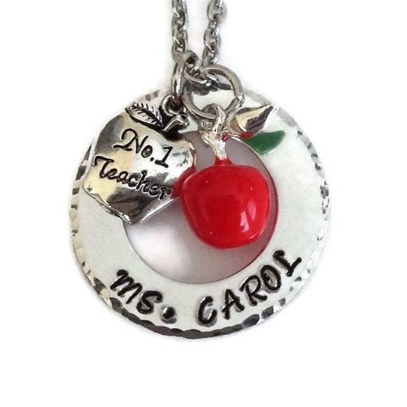 dragonflydeb122's tweet photo. Teacher necklace, keyring, number 1 teacher, https://t.co/phwaJpiG8H #jewelry #necklaces #specialteachers #teacherpresents #teacherkeyring @etsymktgtool https://t.co/mMGLIE6buf
