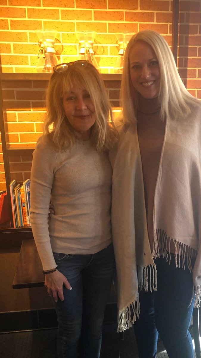 desautels_phd's tweet photo. Threw on my jeans and ran out of the house to meet this spectacular educator/ narrator Traci Vermilion who is the "voice" in the new audio book, "Connections Over Compliance"!! I still cannot believe she is from Indianapolis and we found one another!! https://t.co/4k2pZsqkjD