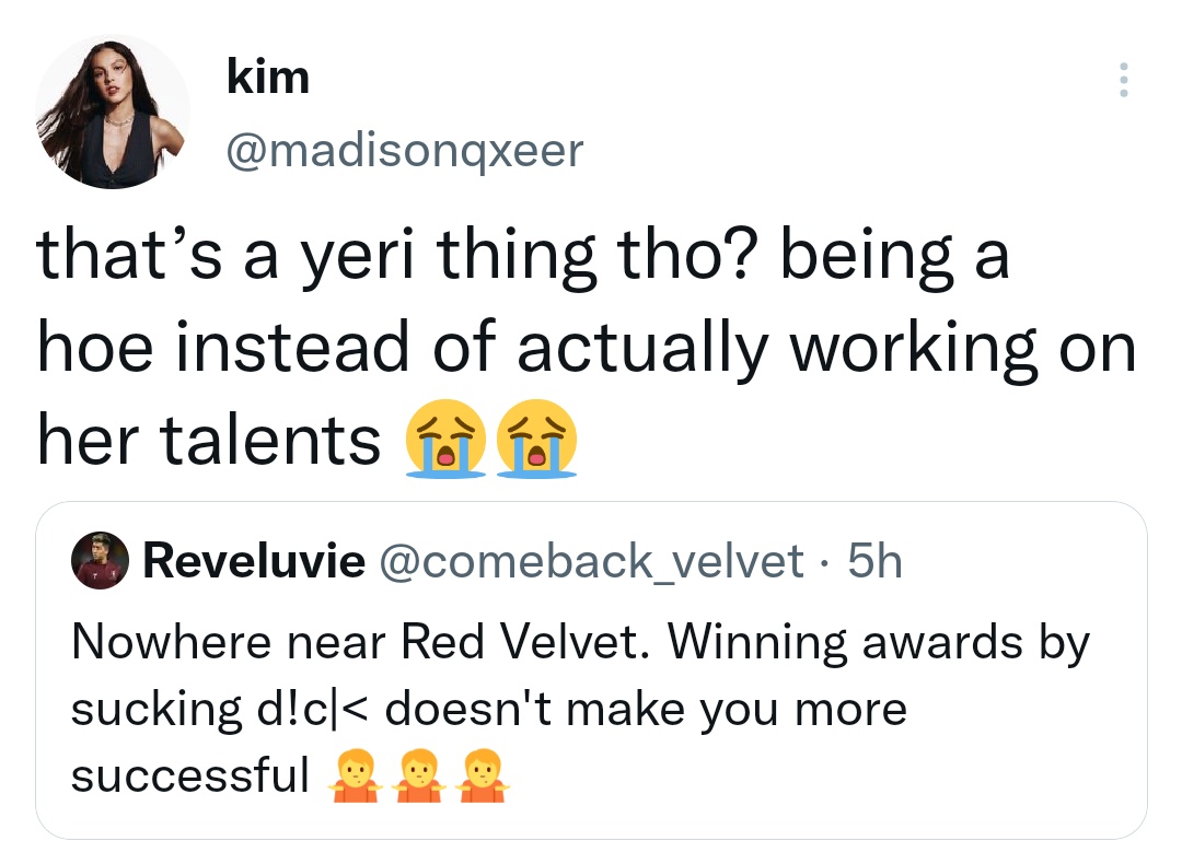 ProtectYerm's tweet image. TW // Bodyshaming

[🚨] Please report this user and their tweets under abusive/hateful. Do NOT engage!



Use this form in reporting as well: