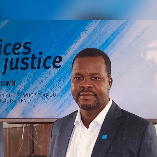 263Chat's tweet photo. The Southern Africa director for Human Rights Watch, Dewa Mavhinga, has died.

The human rights activist succumbed to COVID-19 in South Africa, according to reports.

#263Chat https://t.co/JHWstNpu42