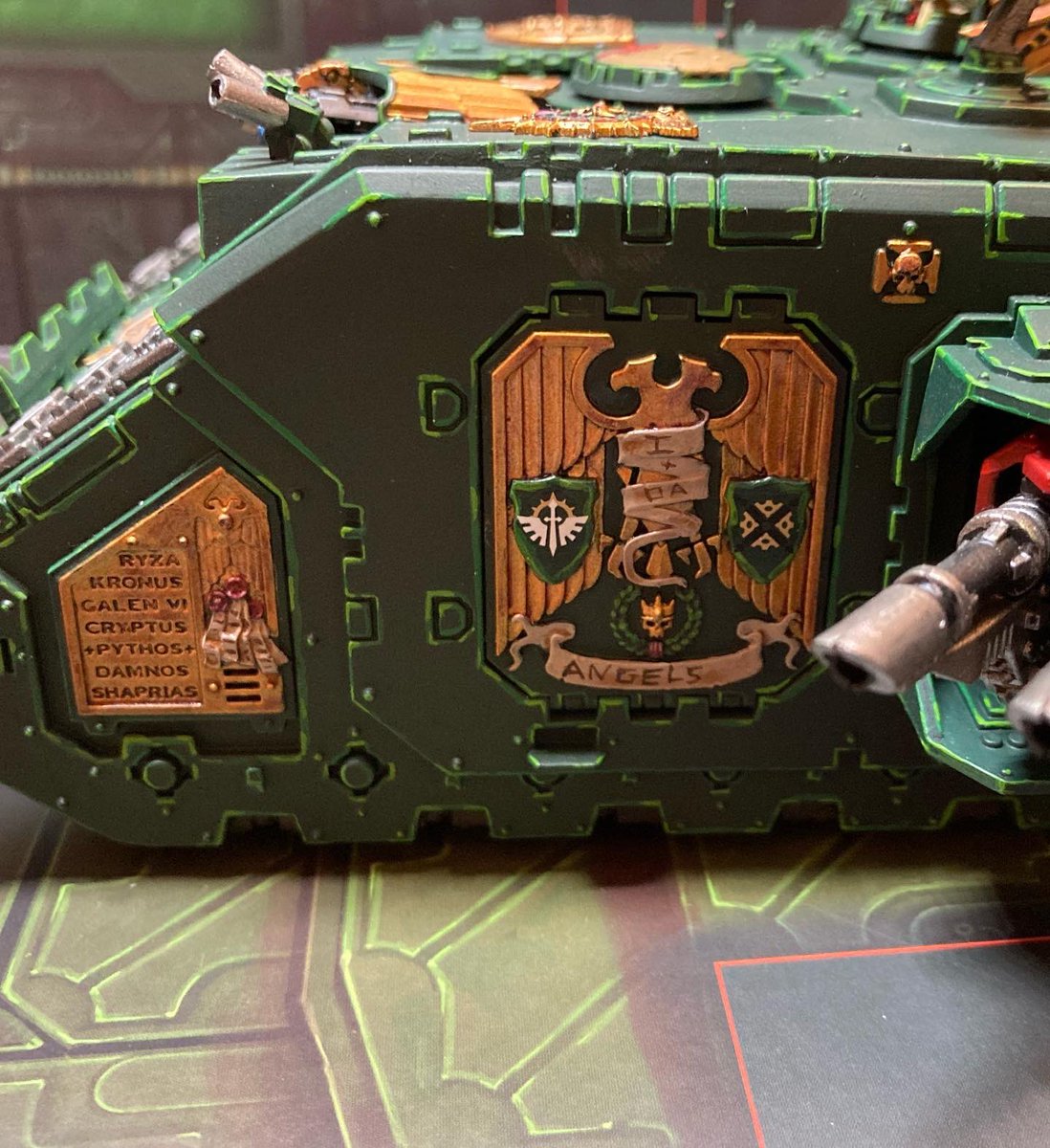averagepaints's tweet image. Finally finished my Dark Angels Land Raider Excelsior! The Warhammer World exclusive command tank all decked out in Caliban Green for The Lion! #WarhammerCommunity #PaintingWarhammer #Warmongers