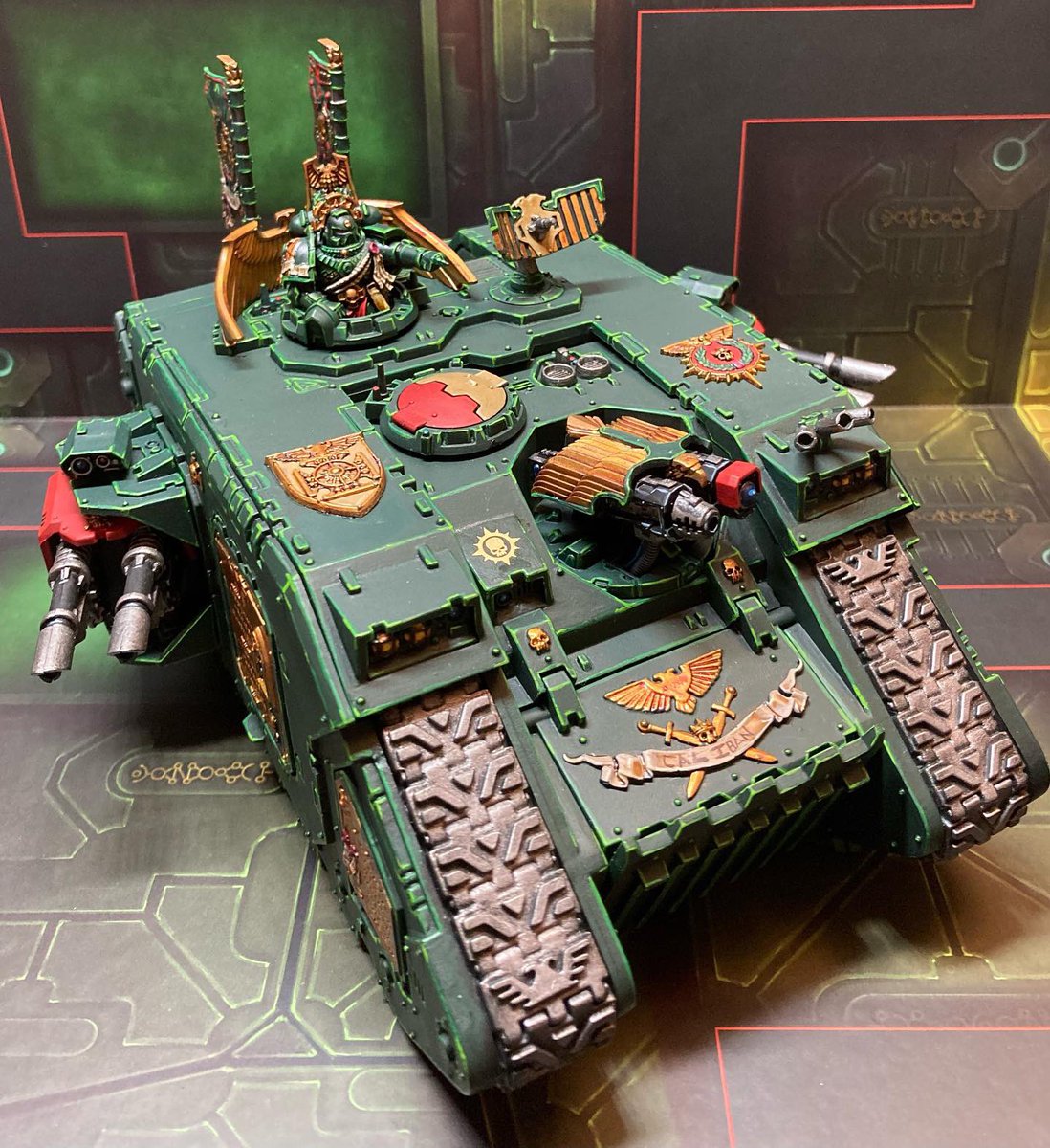 averagepaints's tweet image. Finally finished my Dark Angels Land Raider Excelsior! The Warhammer World exclusive command tank all decked out in Caliban Green for The Lion! #WarhammerCommunity #PaintingWarhammer #Warmongers