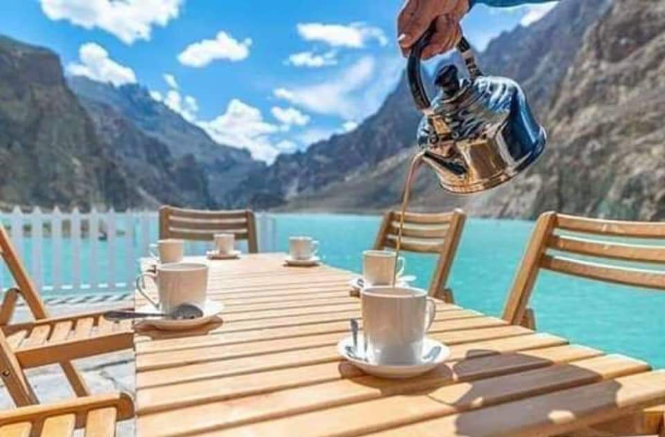 Paktourntravel's tweet photo. Hunza is one of the most beautiful valleys in Pakistan, and is a major attraction for the tourists from all over the world❤️❤️❤️

#hunzavalley  #Hunza_tour #tourpackage #Tour #GroupTour #Naran_tour #Gilgit_Tour #family_Trip #family_Package #Hotels #honeymoon_package https://t.co/KlNAdHQk8b