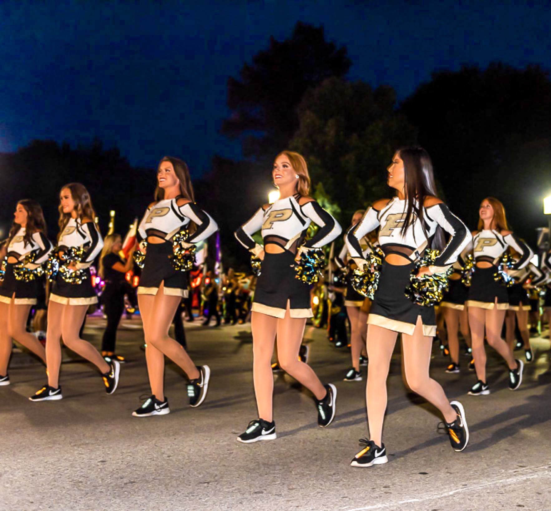 The Purdue Golduster Dance Team (PurdueGolduster) / Twitter
