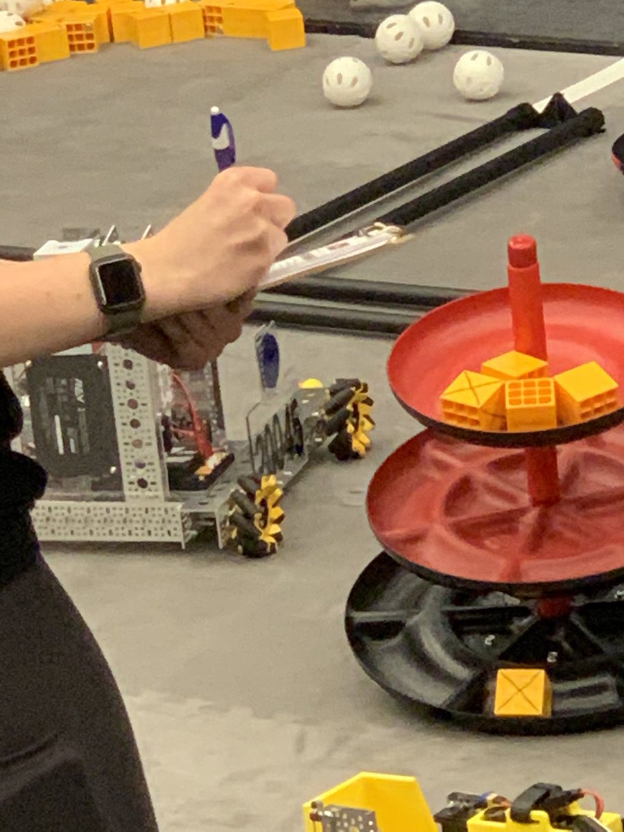 Sarah J. Hickle tweet media