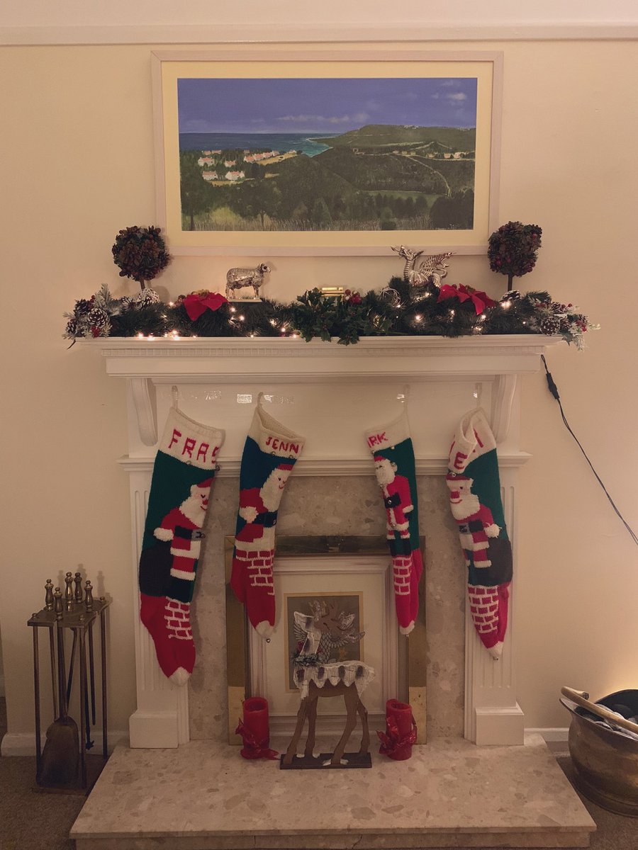 Nails_ZeroAlpha's tweet photo. Christmas is coming 🥳 #NiceToBeHome https://t.co/MKFOeZIl0Y